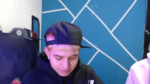 damiansexyboy69 online show from 19, 12, 2025