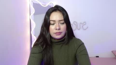 Snapshot of damii_tay chatting on 18, 11, 2025 Damii online show from 18, 11, 2025