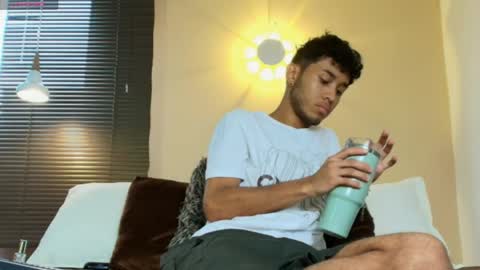 Damon  Salvatore online show from 15, 4, 2026