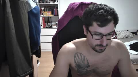 King Dan online show from 5, 2, 2025