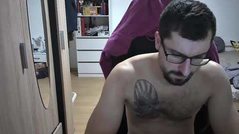 King Dan online show from 4, 3, 2025