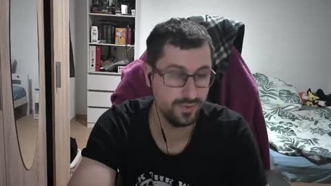 King Dan online show from 4, 11, 2025