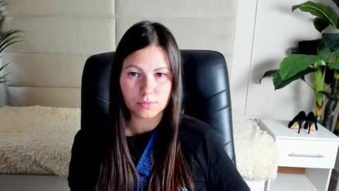 Snapshot of dana_dom chatting on 27, 10, 2025 Dana Dom online show from 27, 10, 2025