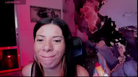 Danaa Rey online show from 2, 12, 2025