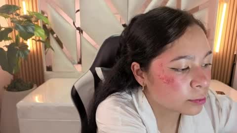 Snapshot of danay_tp chatting on 8, 4, 2026 Dana online show from 8, 4, 2026