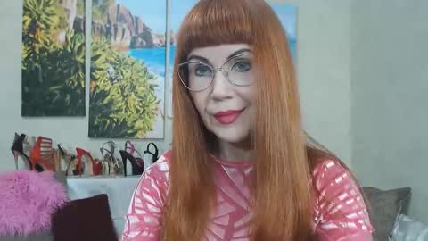 Snapshot of danceglory chatting on 14, 11, 2025 Danceglory online show from 14, 11, 2025