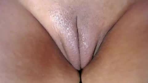 Snapshot of danette_deluxee chatting on 11, 1, 2026 danette_deluxee online show from 11, 1, 2026