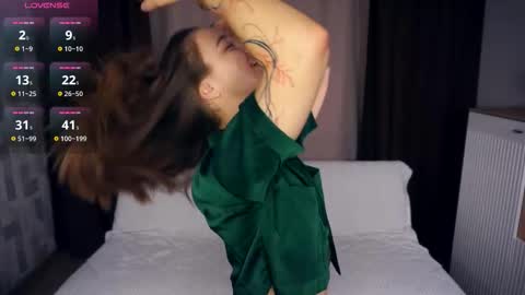 Snapshot of danetteblank chatting on 4, 12, 2025 Asha online show from 4, 12, 2025