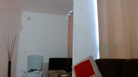 Ela and Santi online show from 12, 1, 2025