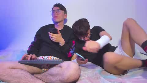 Snapshot of dani_angel_dark chatting on 5, 11, 2025 dani_angel_dark online show from 5, 11, 2025