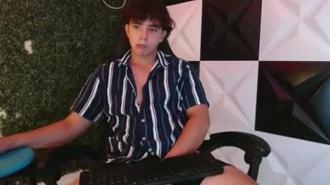 dani_cumboy online show from 15, 2, 2025