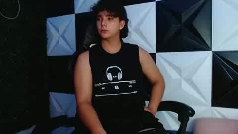 dani_cumboy online show from 1, 3, 2025