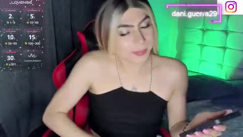 Snapshot of dani_lovet1 chatting on 8, 5, 2026 dani online show from 8, 5, 2026