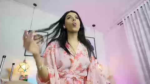   online show from 23, 9, 2025