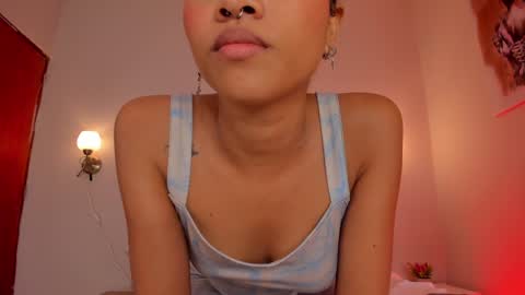 Snapshot of dani_skinny_ chatting on 3, 2, 2025 Hi I am Dani online show from 3, 2, 2025