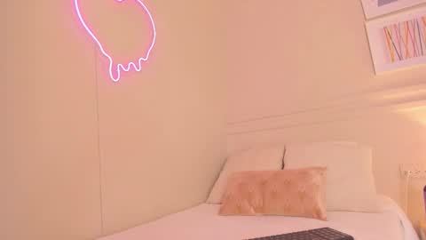 Hi I am Dani online show from 20, 11, 2025