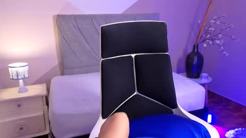 dania22_ online show from 23, 4, 2026