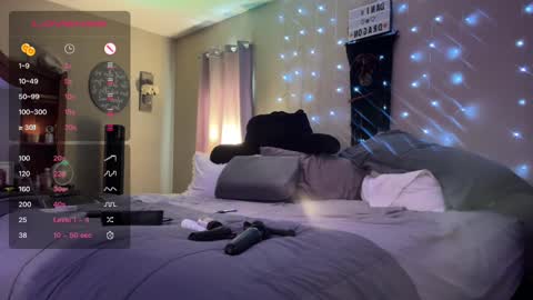 Dani Dragon online show from 18, 12, 2024