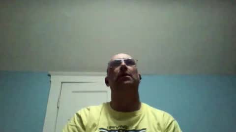 Snapshot of daniel_lbc chatting on 26, 10, 2025 Daniel online show from 26, 10, 2025