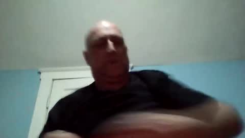 Snapshot of daniel_lbc chatting on 11, 11, 2025 Daniel online show from 11, 11, 2025