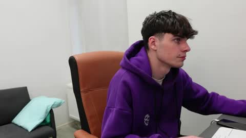 DANIEL SHAWN online show from 17, 4, 2026