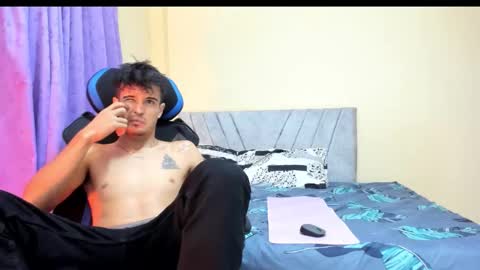 Snapshot of daniel_velez26 chatting on 13, 11, 2025 daniel_velez26 online show from 13, 11, 2025