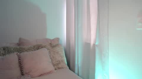 Snapshot of daniela_valencia chatting on 10, 9, 2025 Lucia online show from 10, 9, 2025