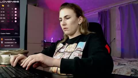 Daniela Cooper online show from 26, 1, 2025