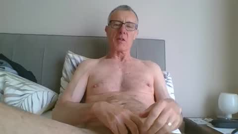danielcoxone online show from 2, 6, 2026