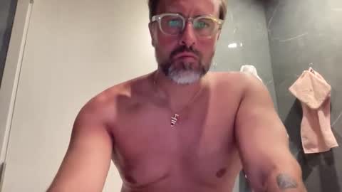 danieleitaly85 online show from 19, 4, 2026