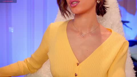 Snapshot of danielle_thomas chatting on 30, 1, 2025 Danielle online show from 30, 1, 2025