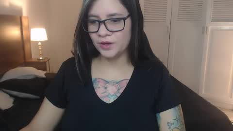 daniellerain online show from 15, 4, 2026