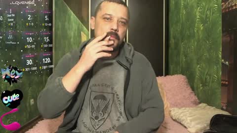 Snapshot of danielocool chatting on 23, 12, 2024 DanieloCool online show from 23, 12, 2024