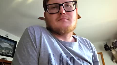 Snapshot of danielp_mod_cb chatting on 10, 11, 2025 Daniel y. online show from 10, 11, 2025