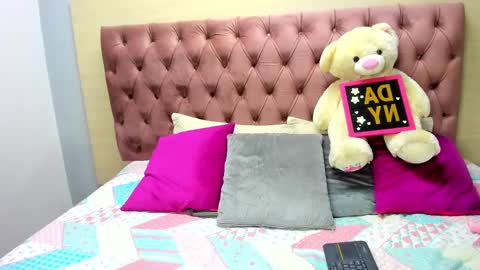 DaniiBelluci  online show from 17, 2, 2025