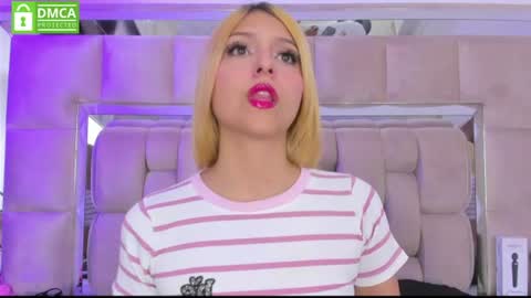Snapshot of daniiela_beteche777 chatting on 24, 6, 2026 DANIELA online show from 24, 6, 2026