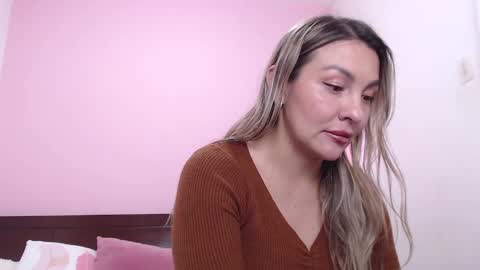 Snapshot of danika_bellaa chatting on 4, 12, 2024 K A R O L online show from 4, 12, 2024
