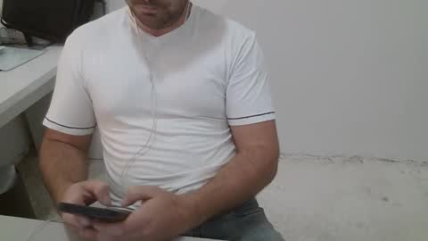 Dani Oli online show from 11, 11, 2025