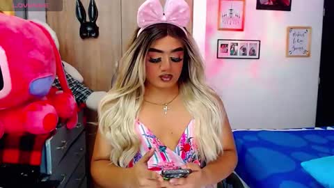 Snapshot of danipein chatting on 15, 12, 2025 danipein online show from 15, 12, 2025