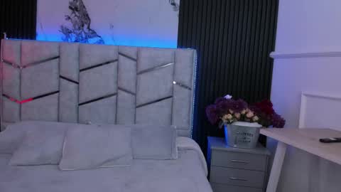 Snapshot of daniphoenixx chatting on 20, 11, 2025 Dani Phonenix online show from 20, 11, 2025