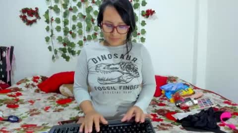 Snapshot of danisecret1 chatting on 28, 5, 2026 Dani online show from 28, 5, 2026