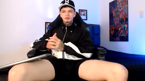 Snapshot of dann_brown chatting on 7, 6, 2026 Dann Brown online show from 7, 6, 2026