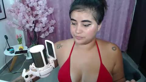 danna_devil_04 online show from 22, 4, 2026