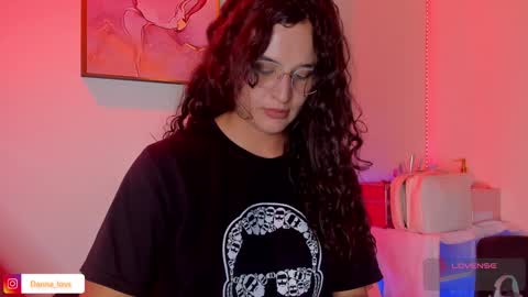 Danna Lovs online show from 10, 12, 2024