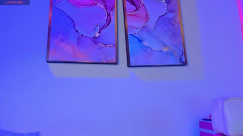 Danna Lovs online show from 19, 12, 2024