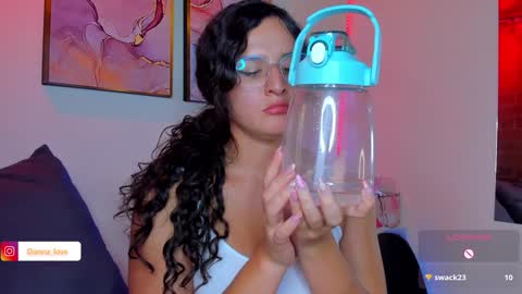 Danna Lovs online show from 20, 12, 2024