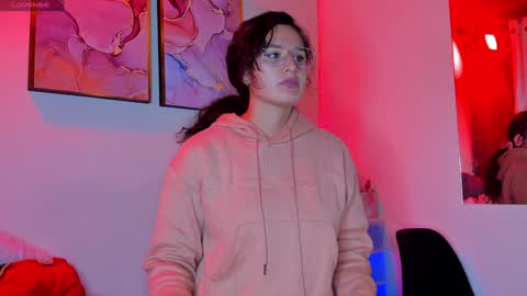 Danna Lovs online show from 30, 12, 2024