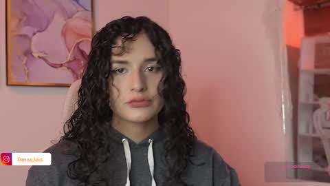 Danna Lovs online show from 6, 3, 2025