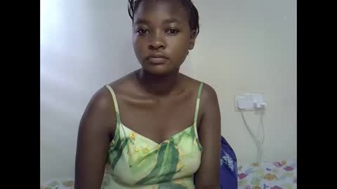 Snapshot of danna_miki chatting on 23, 11, 2025 danna_miki online show from 23, 11, 2025