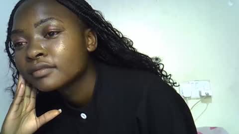 Snapshot of danna_miki chatting on 14, 12, 2025 danna_miki online show from 14, 12, 2025